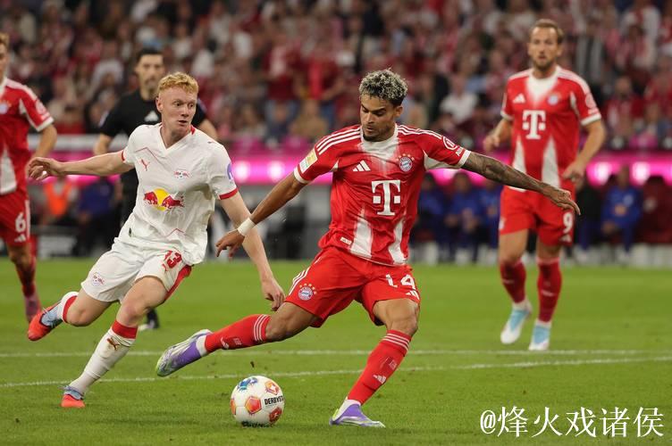 德甲综合:凯恩替补上演“帽子戏法” 拜仁五球 德甲综合:凯恩替补上演“帽子戏法” 拜仁五球